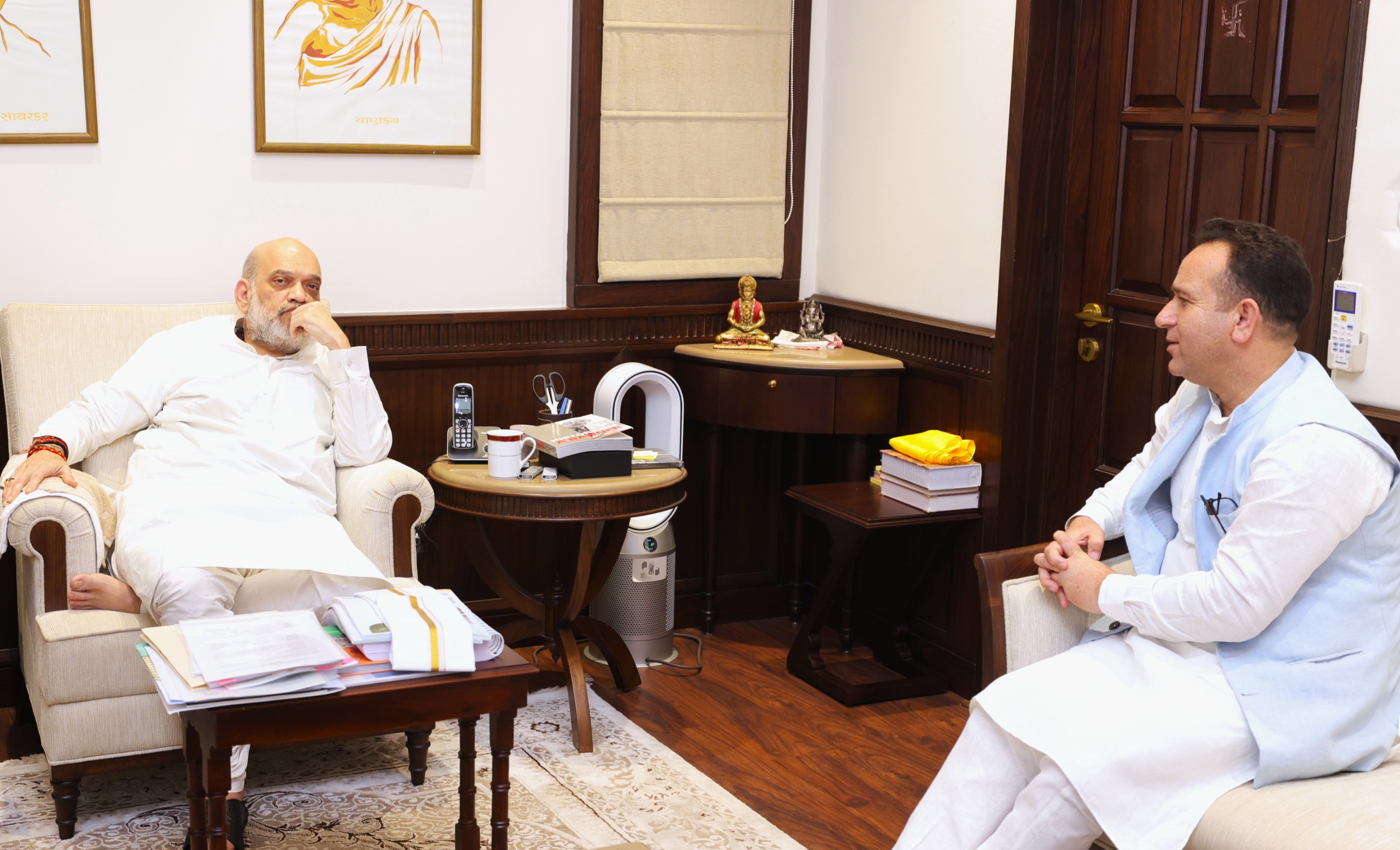 'Sunil Sharma meets Amit Shah, discusses Security, development, Budget issue'